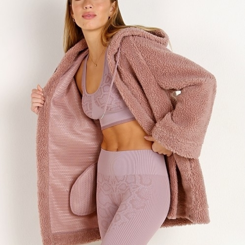 Varley Cowan Tan Teddy Jacket - Picture 3 of 10